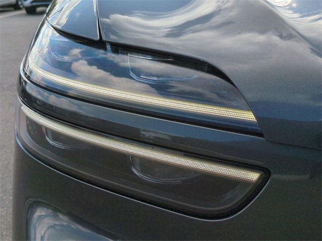 Used 2024 Genesis GV70 2.5T w/ Sport Prestige Package image 9