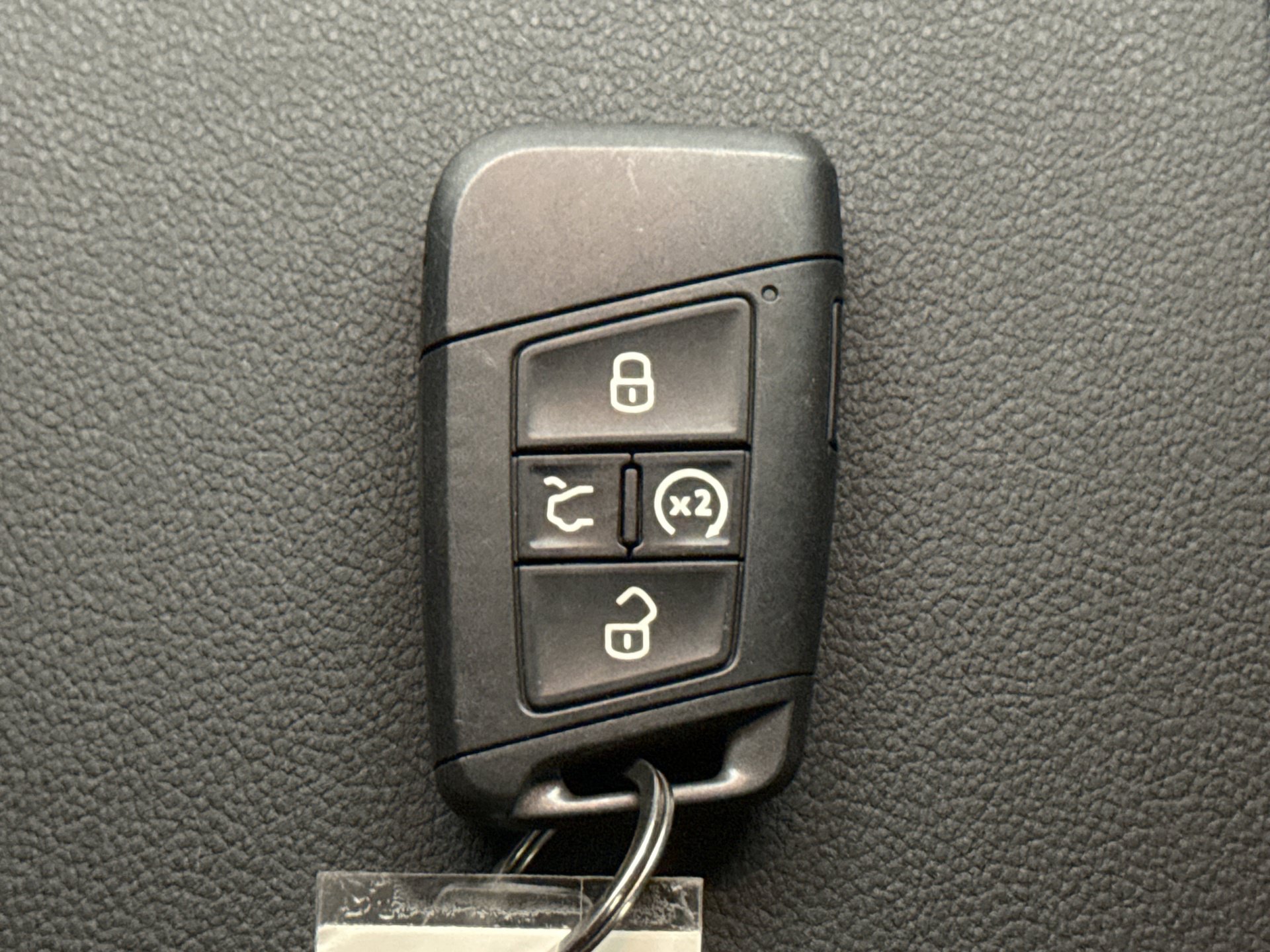 Used 2024 Volkswagen Taos SE FWD image 22