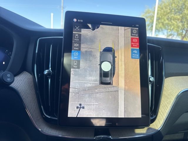 New 2026 Volvo XC60 B5 Plus w/ Protection Package Premier image 29