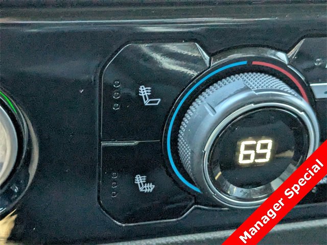 Used 2024 Chevrolet Silverado 1500 RST image 22