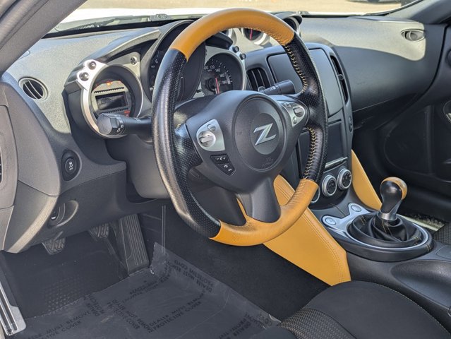Used 2019 Nissan 370Z Coupe w/ Z34 Heritage Edition - White RWD image 10