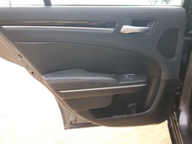 Used 2022 Chrysler 300 S RWD image 12