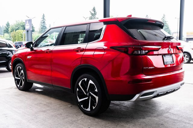 New 2025 Mitsubishi Outlander SE image 4