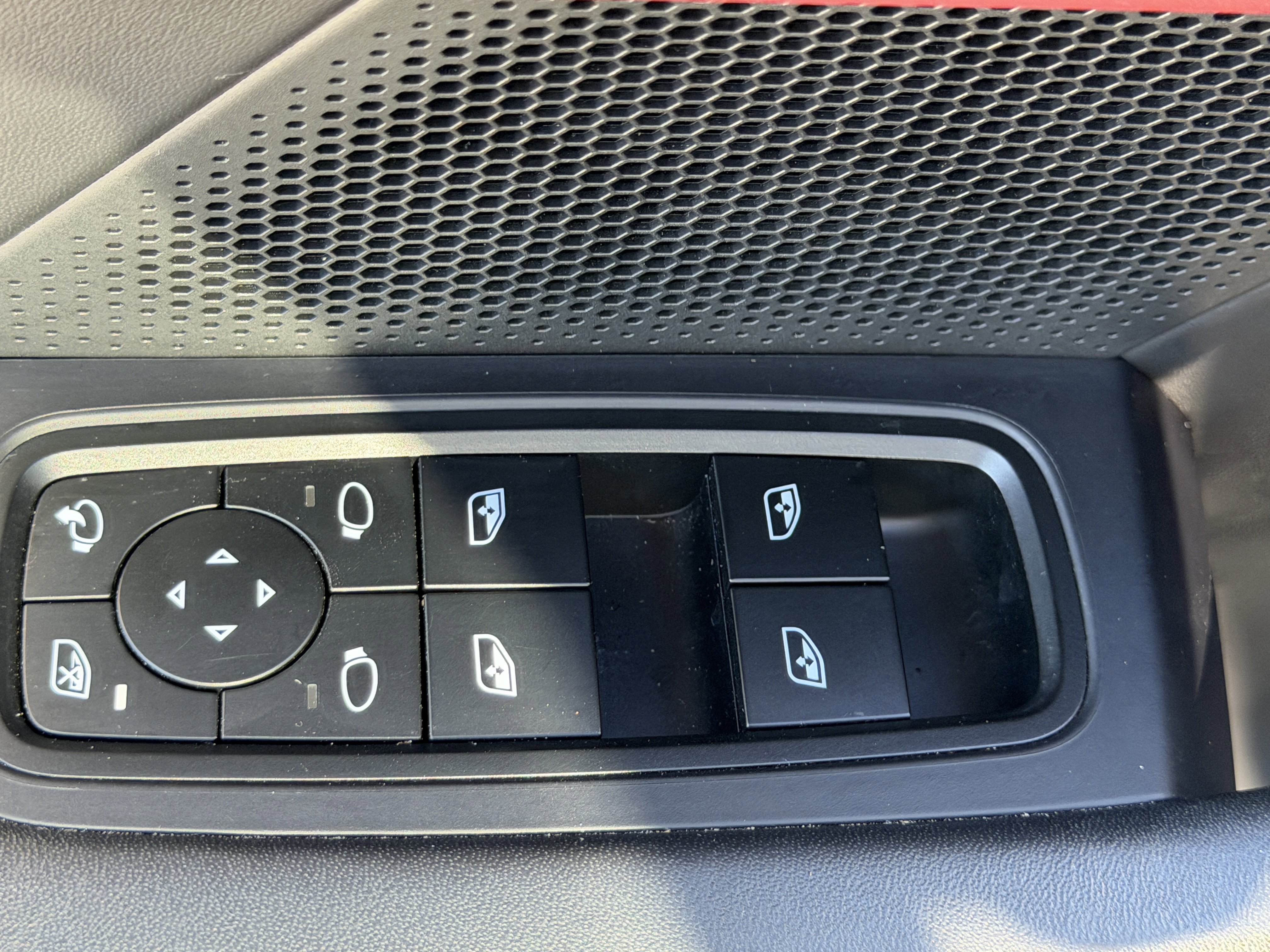 Certified 2023 Porsche Taycan image 25