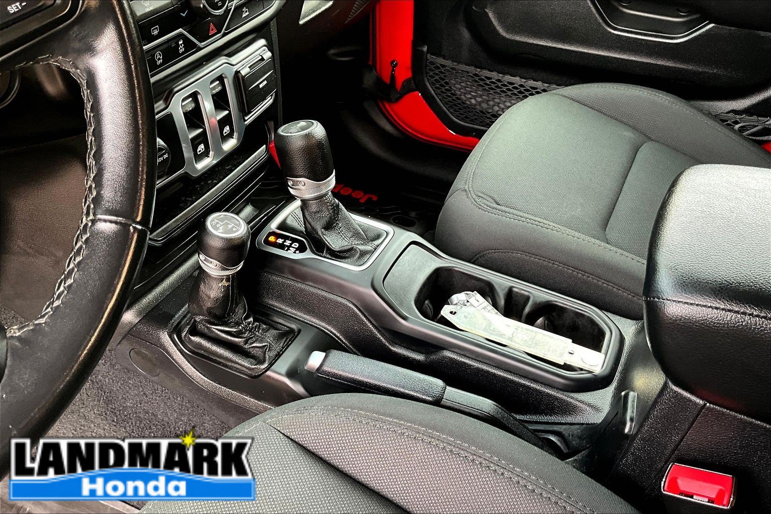 Used 2021 Jeep Wrangler Sport AWD/4WD image 14