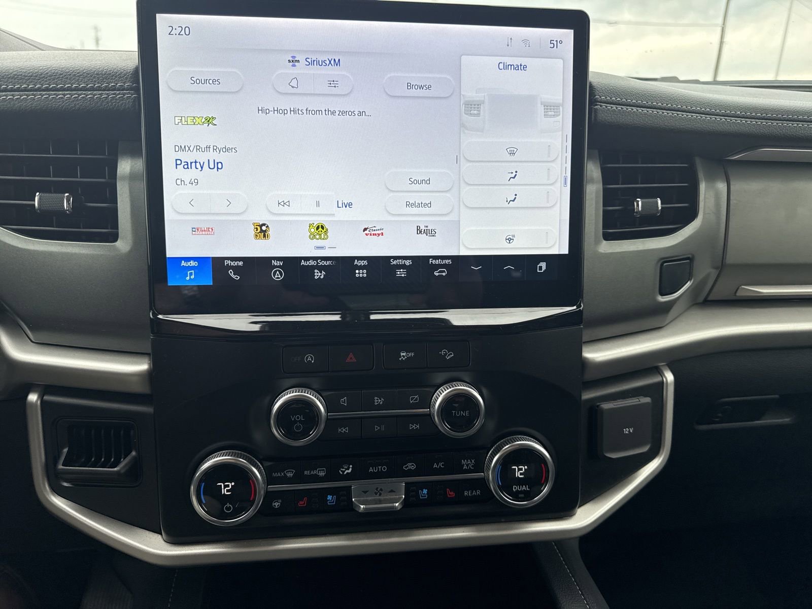 Used 2024 Ford Expedition Max XLT image 12