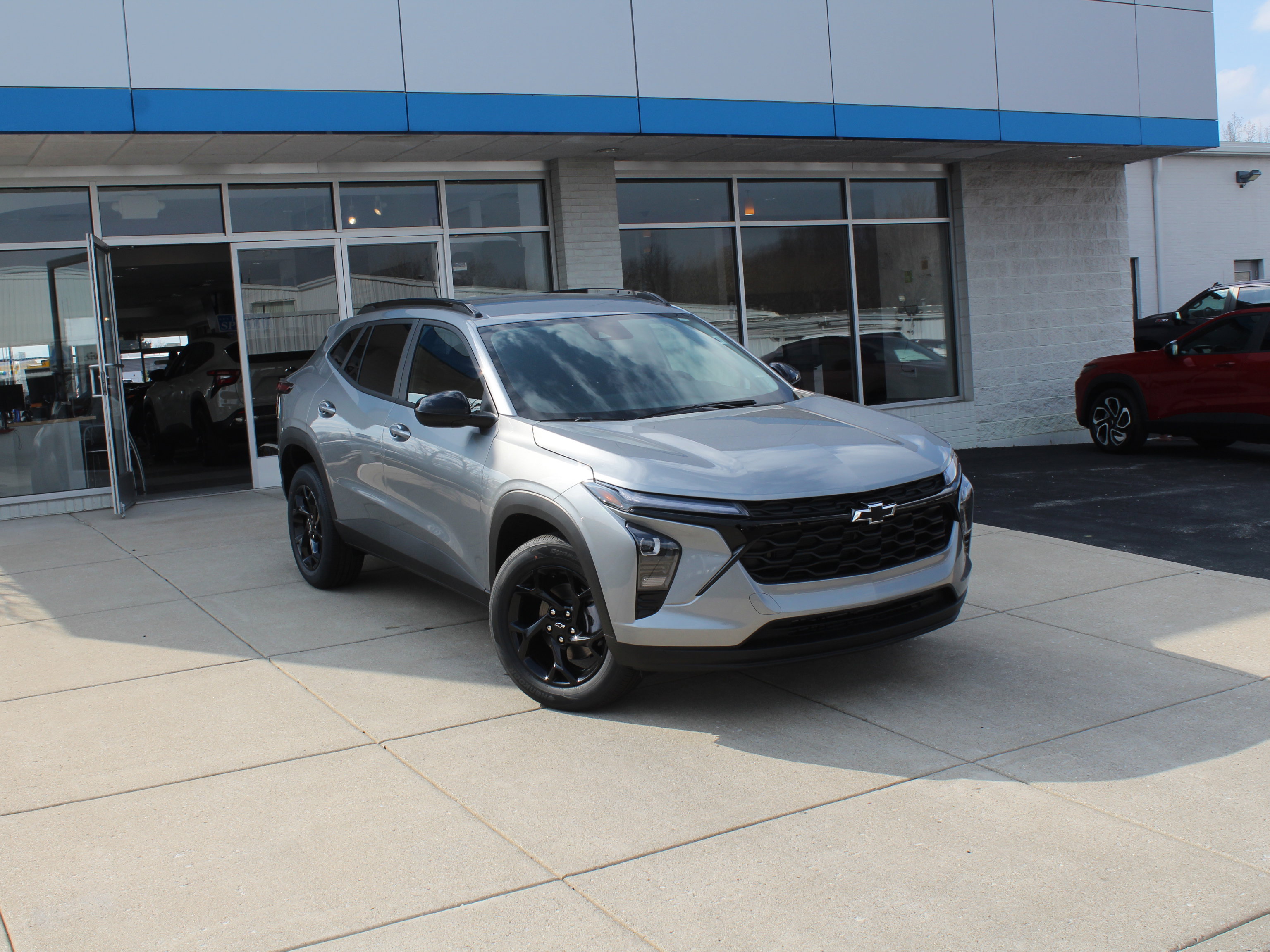 New 2026 Chevrolet Trax LT image 2
