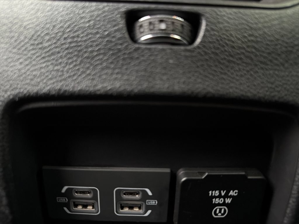 Used 2022 Jeep Cherokee Limited AWD/4WD image 24