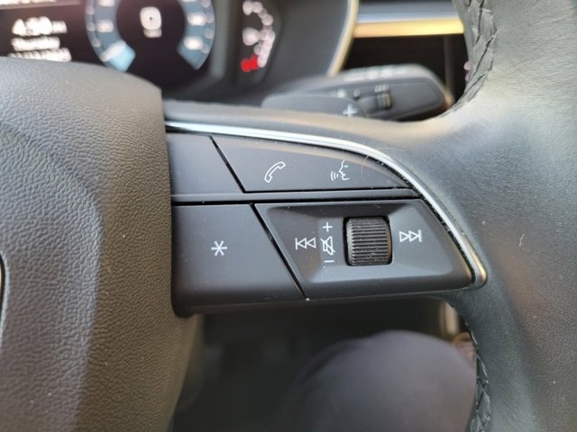 Used 2024 Audi Q3 2.0T Premium image 32