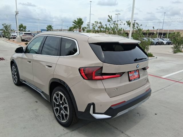 New 2026 BMW X1 xDrive28i w/ Convenience Package AWD/4WD image 4