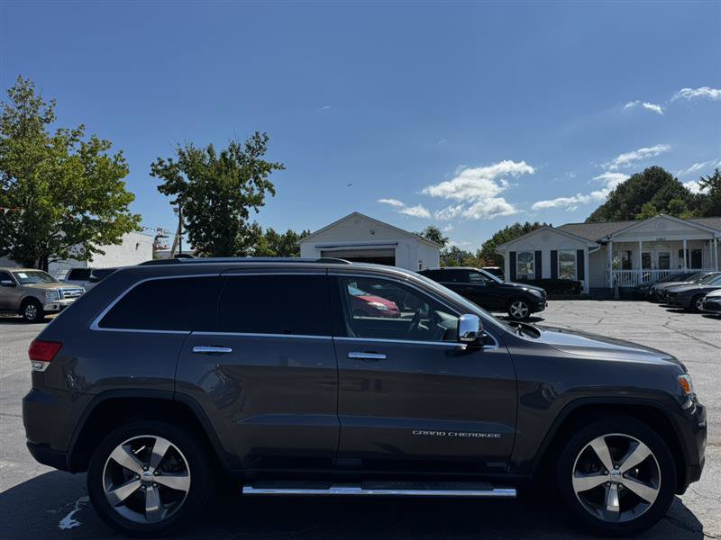 Used 2015 Jeep Grand Cherokee Limited AWD/4WD image 8