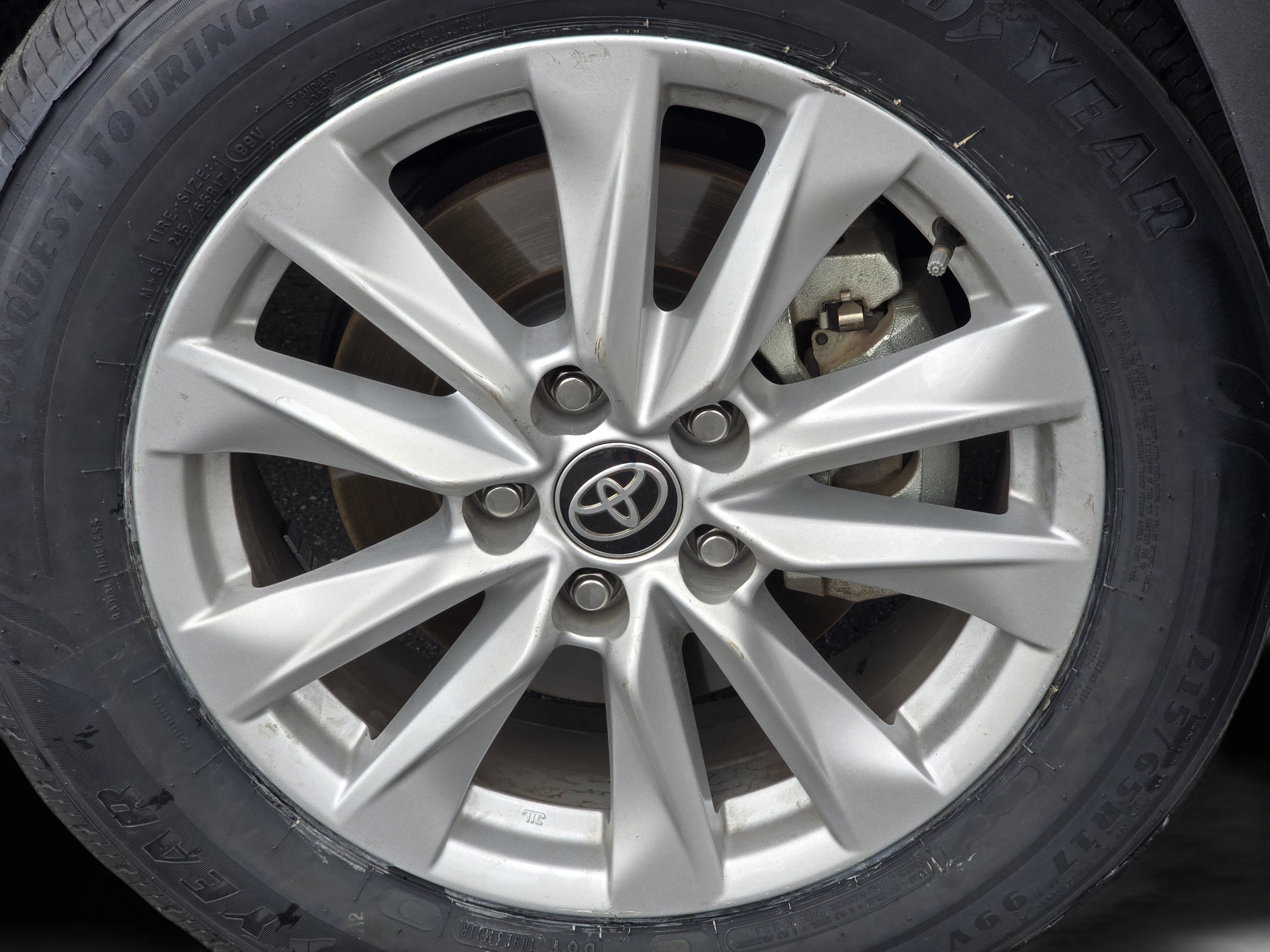 Certified 2024 Toyota Corolla Cross LE w/ Moonroof Package AWD/4WD image 29