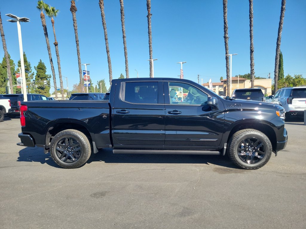 New 2026 Chevrolet Silverado 1500 High Country w/ Midnight Edition AWD/4WD image 28