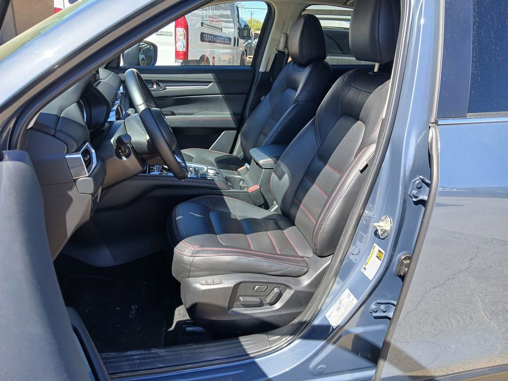 Used 2025 MAZDA CX-5 Carbon Edition image 9