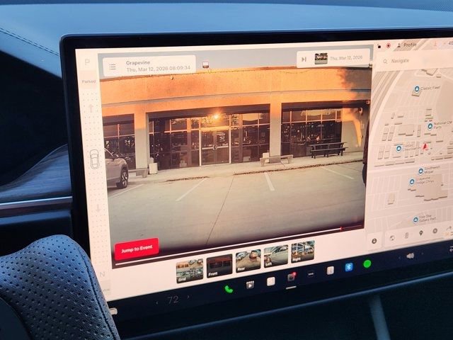 Used 2022 Tesla Model S image 22