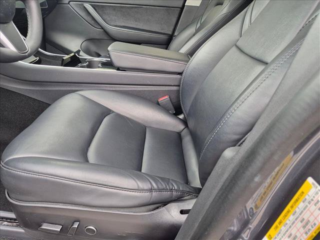 Used 2021 Tesla Model Y 2WD image 16