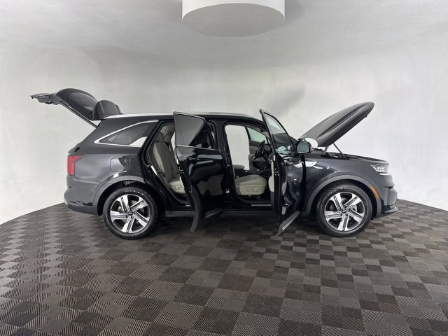 Used 2023 Kia Sorento SX Prestige image 19