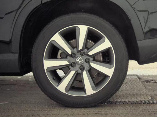 Used 2023 Honda Pilot Touring image 4
