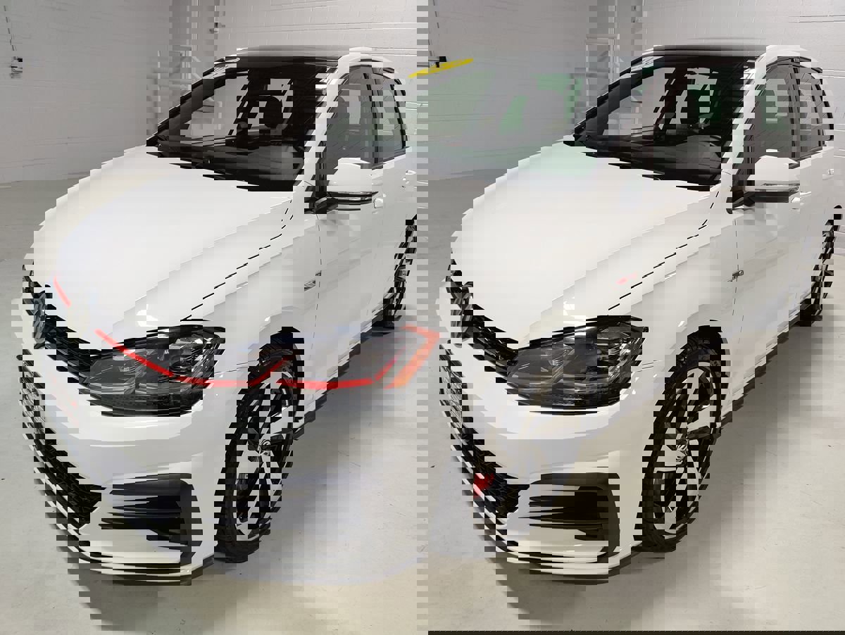 Used 2019 Volkswagen GTI SE w/ SE Experience Package image 15