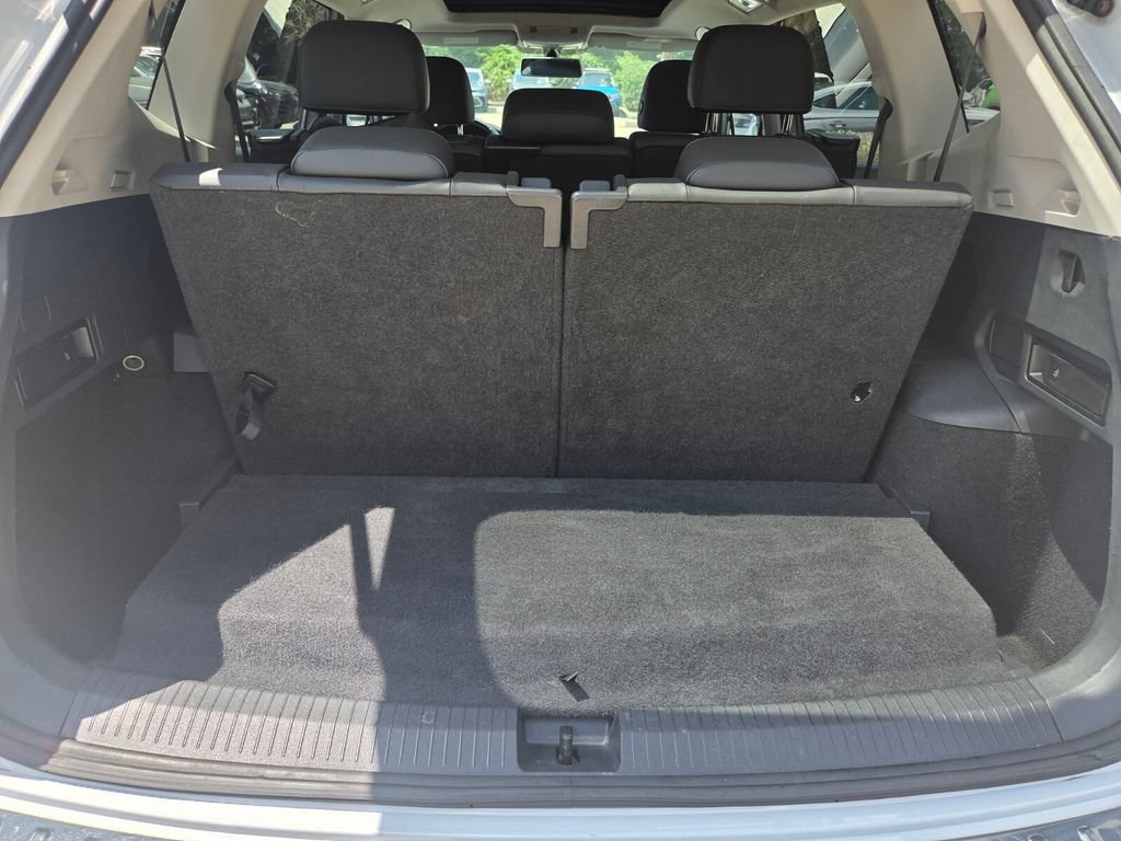 Used 2019 Volkswagen Tiguan SE w/ Panoramic Sunroof Package FWD image 26