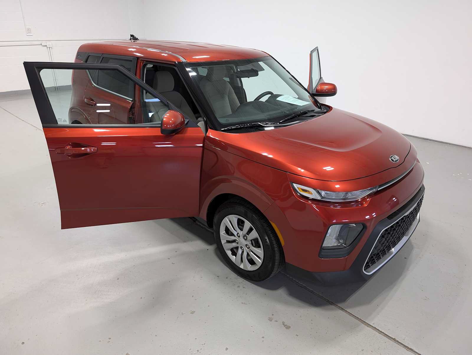 Certified 2021 Kia Soul LX FWD image 16