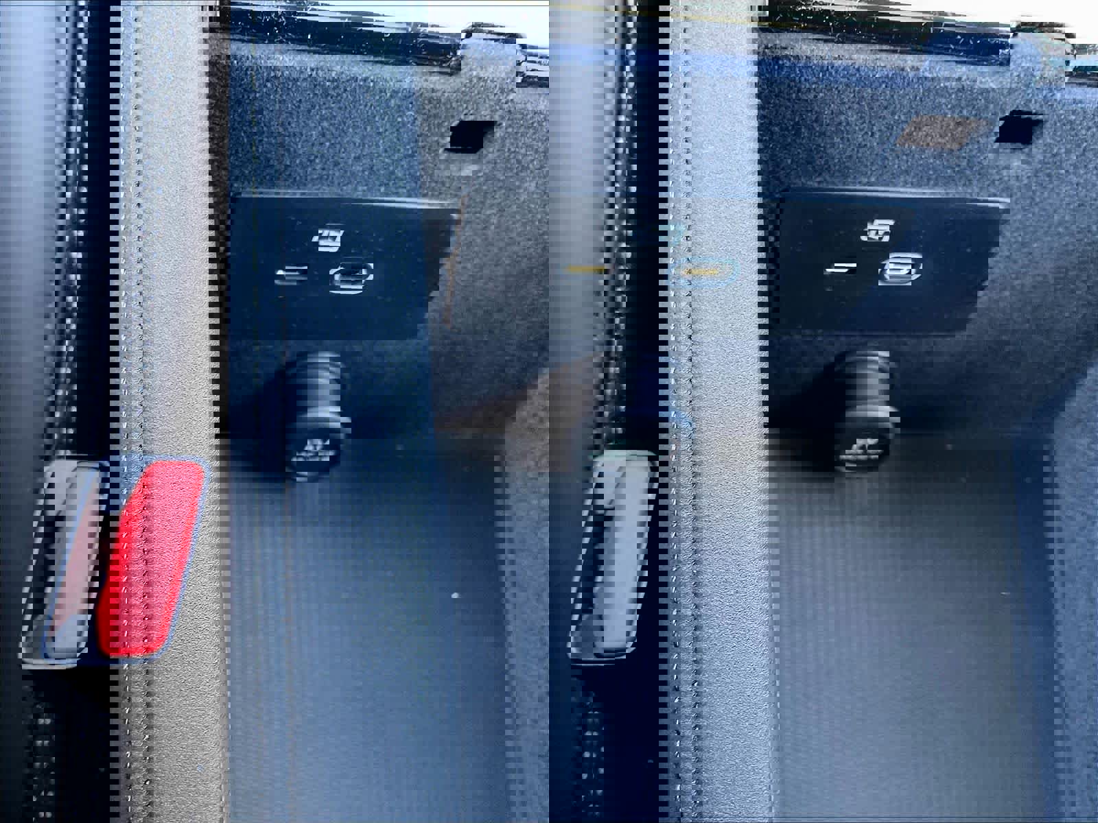 New 2026 Volvo XC90 T8 Ultra w/ Protection Package image 23