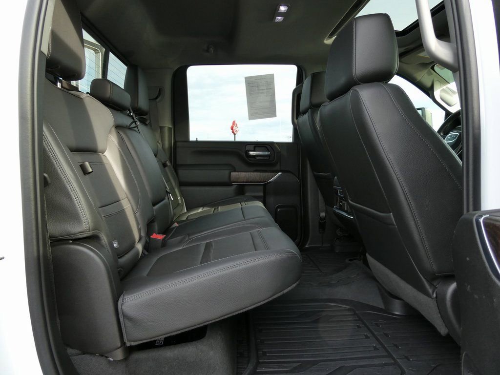 Used 2023 GMC Sierra 3500 Denali w/ Denali Ultimate Package image 19