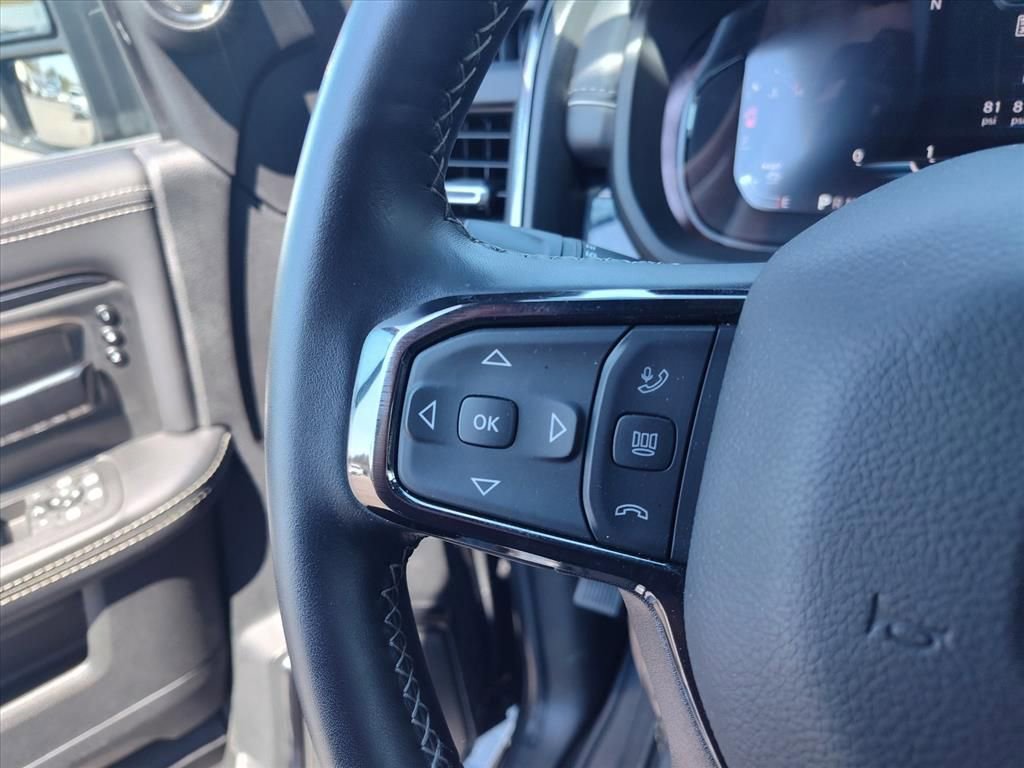 Used 2025 RAM 3500 Limited AWD/4WD image 16