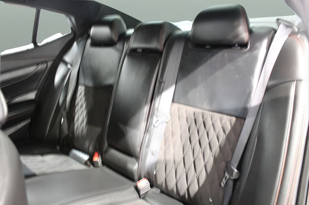 Used 2021 Nissan Maxima SR w/ Sport Mat Group FWD image 18