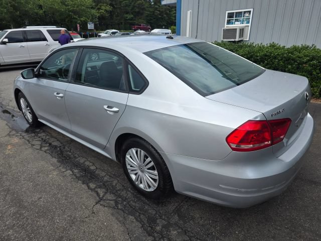 Used 2014 Volkswagen Passat 1.8T S FWD image 7