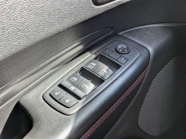 Used 2025 Dodge Durango GT RWD image 26