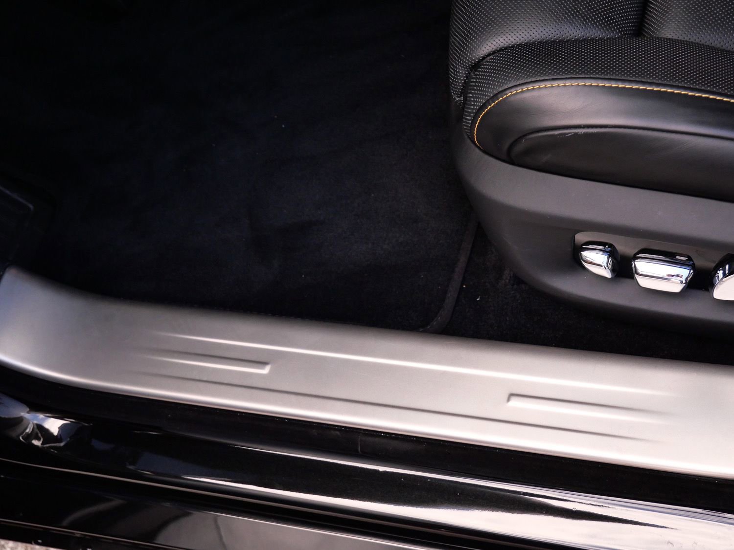 Certified 2022 Rolls-Royce Ghost AWD/4WD image 9