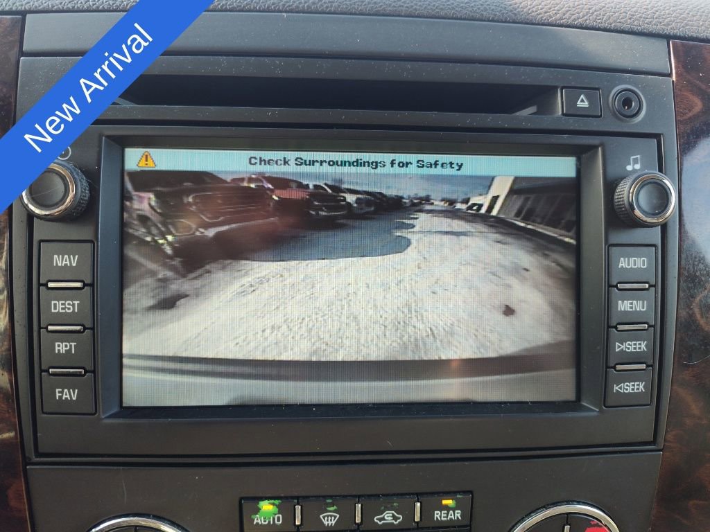 Used 2011 GMC Yukon Denali image 19