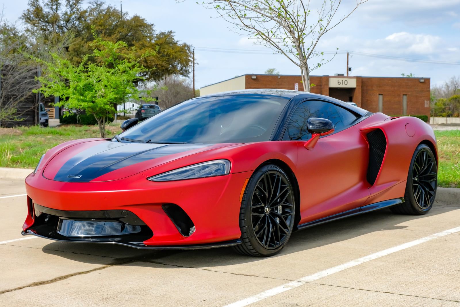 Used 2021 McLaren GT image 6