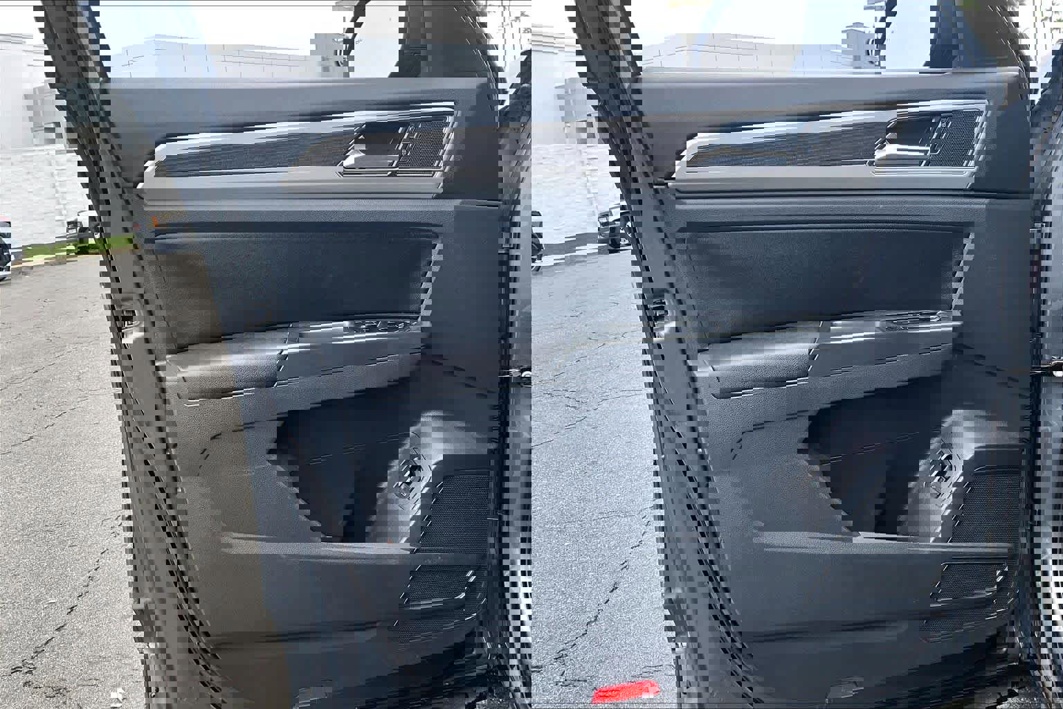 Used 2018 Volkswagen Atlas SE image 21