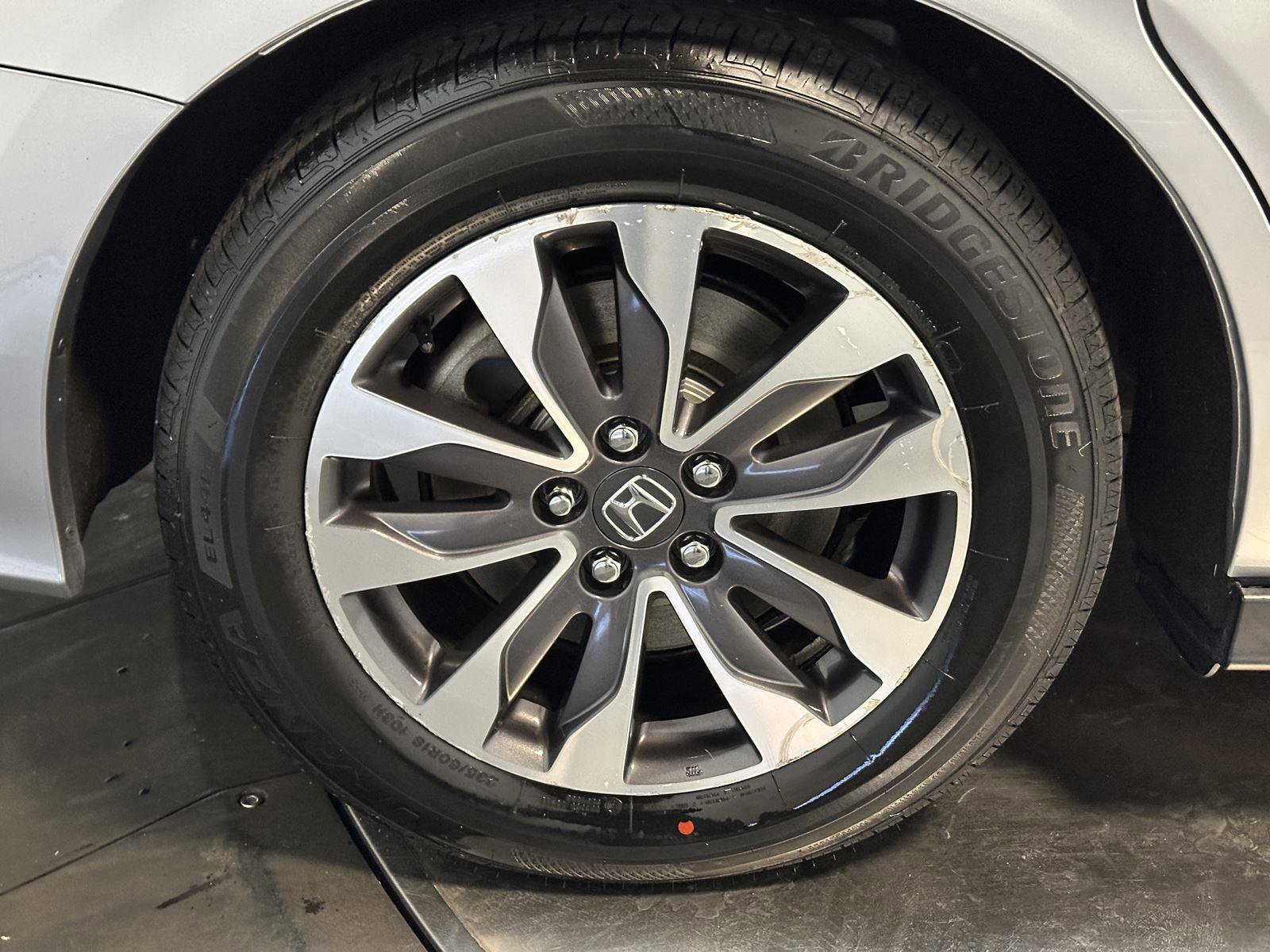 Used 2021 Honda Odyssey EX-L image 16