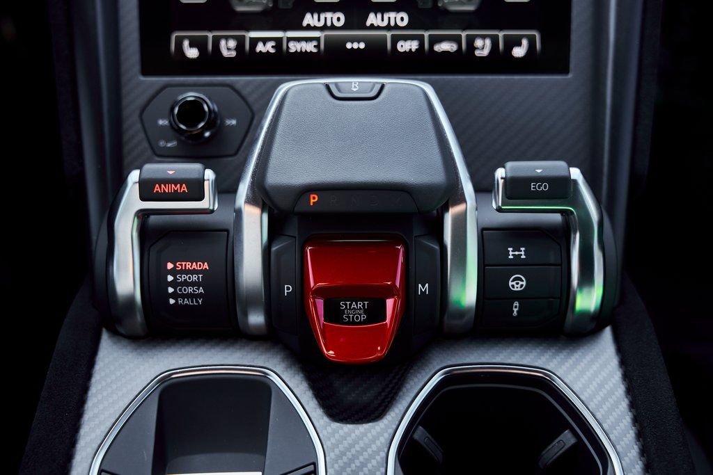 Used 2024 Lamborghini Urus Performante image 81
