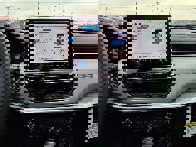 New 2026 Jeep Compass Limited w/ Sun, Sound & Navigation Group image 74