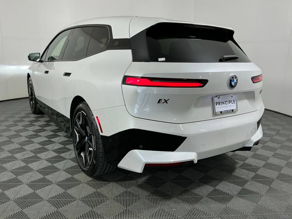 Used 2024 BMW iX M60 AWD/4WD image 7
