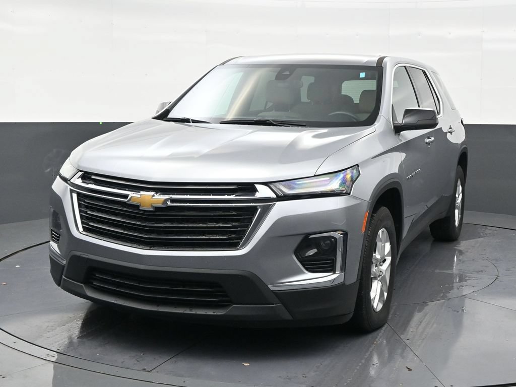 Used 2023 Chevrolet Traverse LS FWD image 8