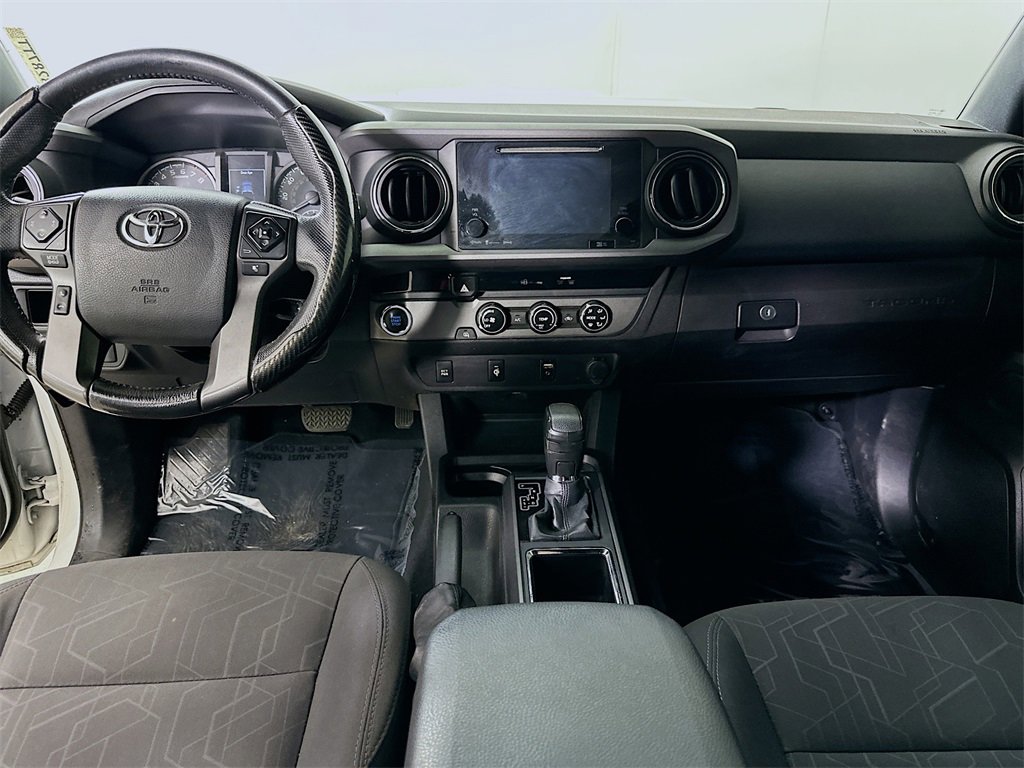 Used 2017 Toyota Tacoma TRD Sport w/ Tow Package image 17