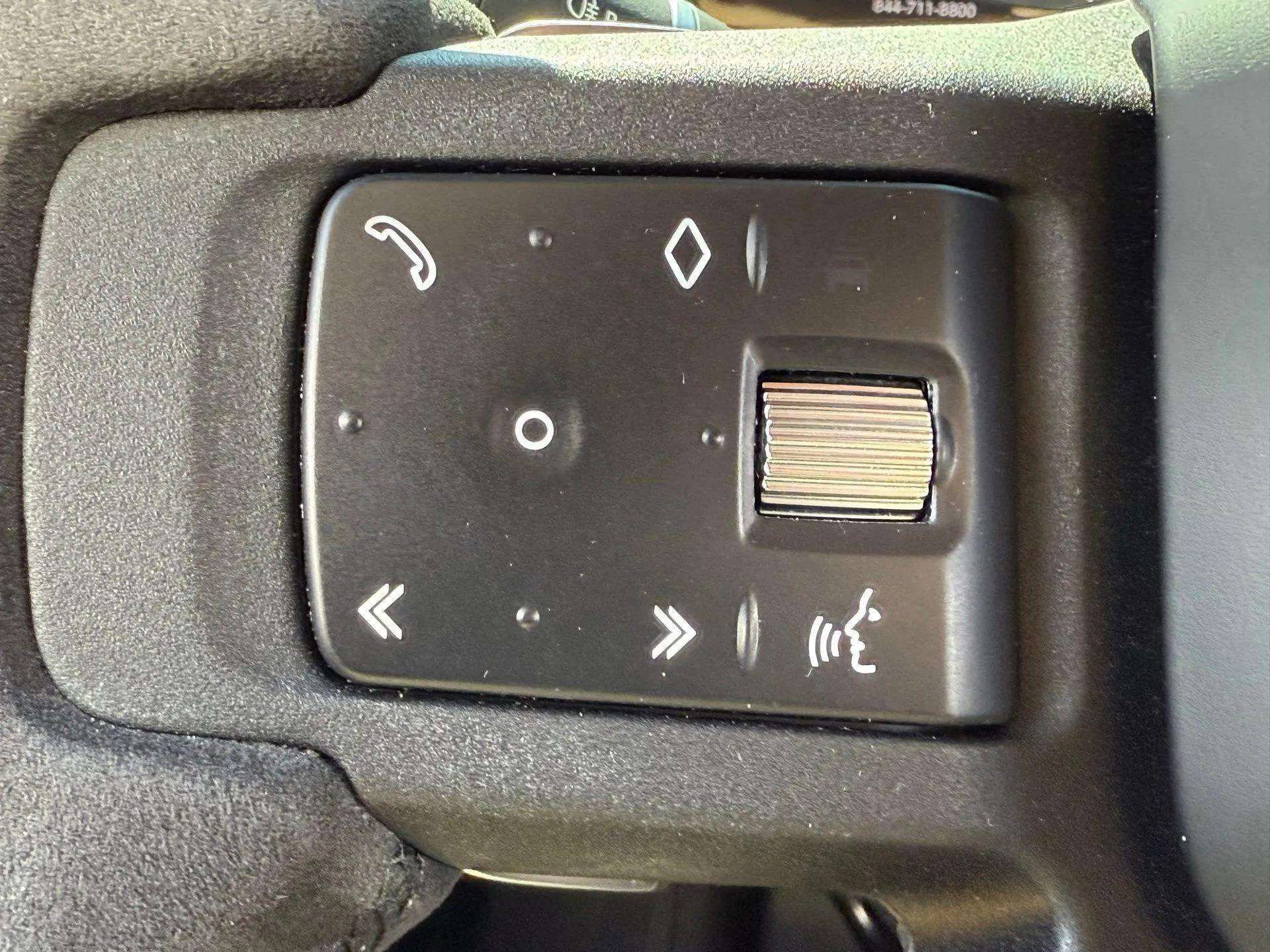 Used 2023 Land Rover Defender 110 Carpathian Edition image 53