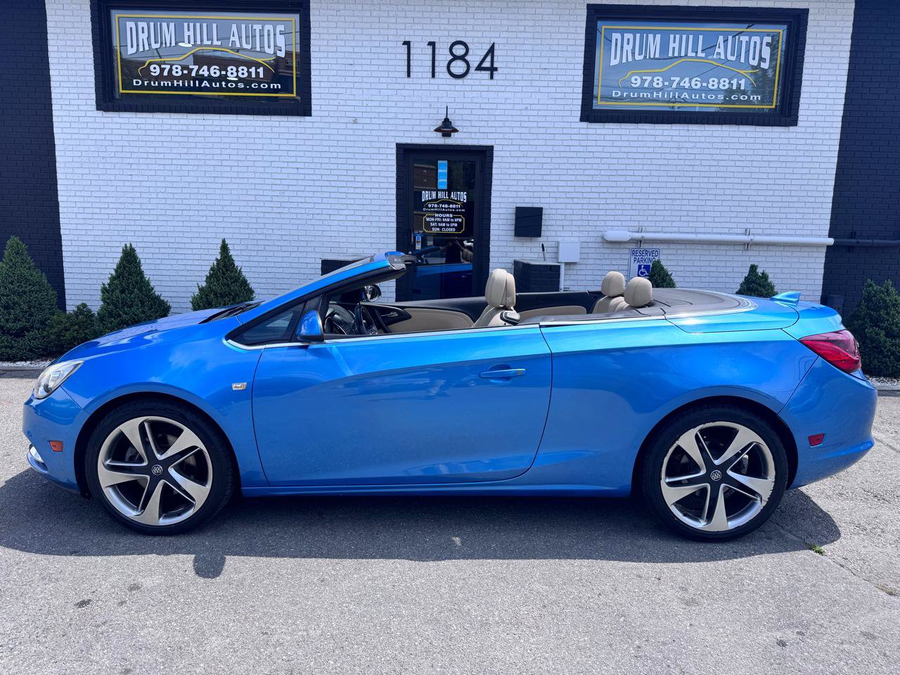Used 2017 Buick Cascada Sport Touring FWD image 2