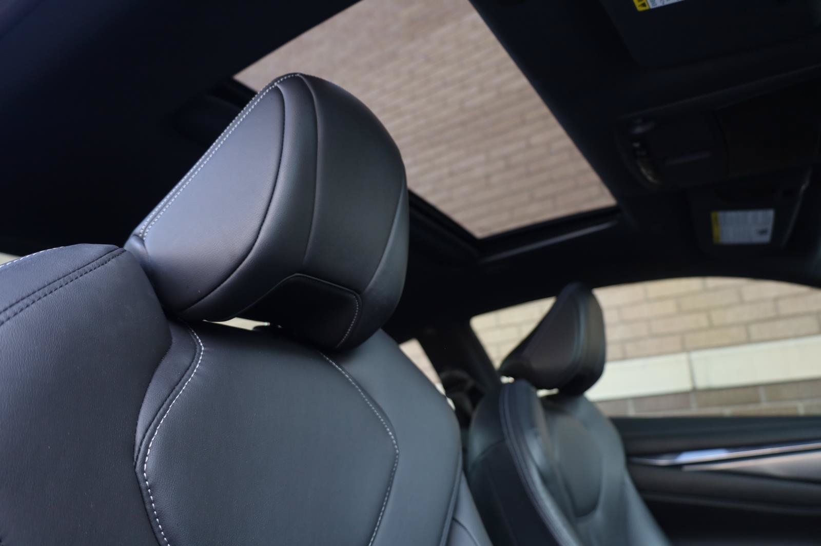 Used 2019 INFINITI Q60 3.0t Luxe w/ Cargo Package RWD image 25
