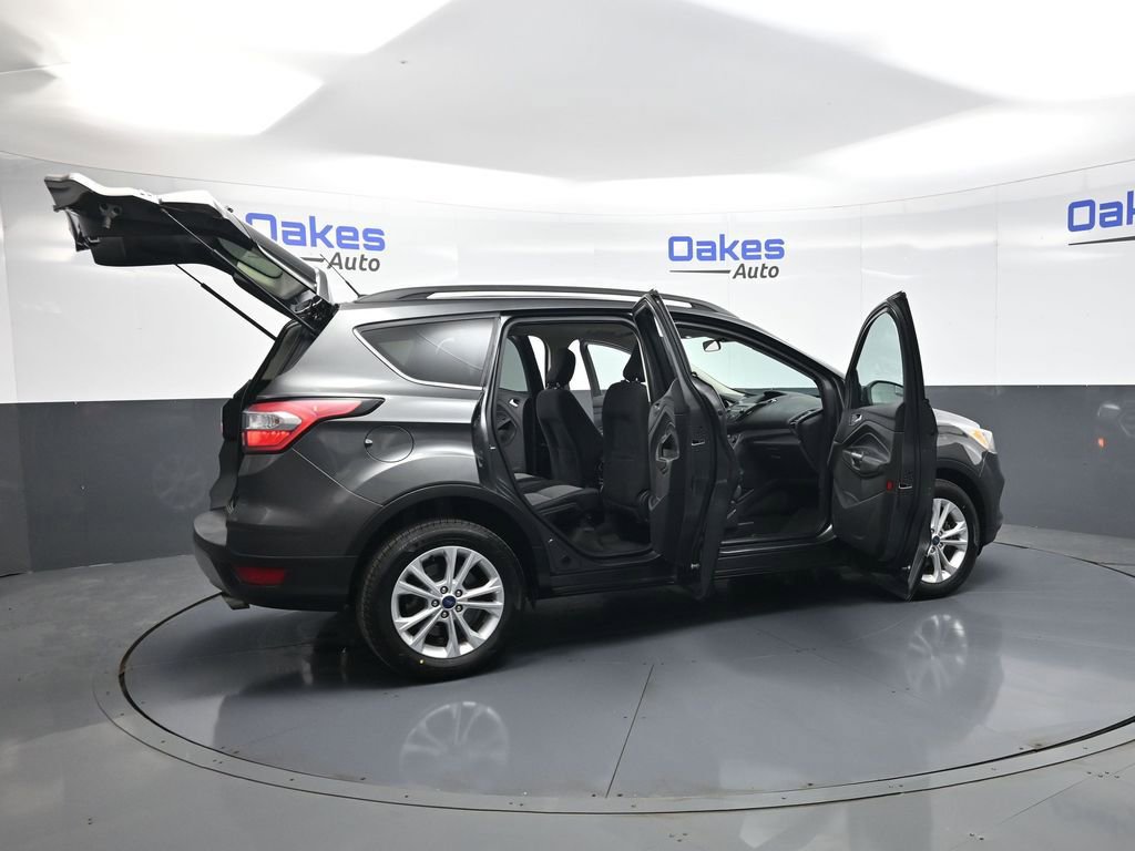 Used 2018 Ford Escape SE FWD image 53