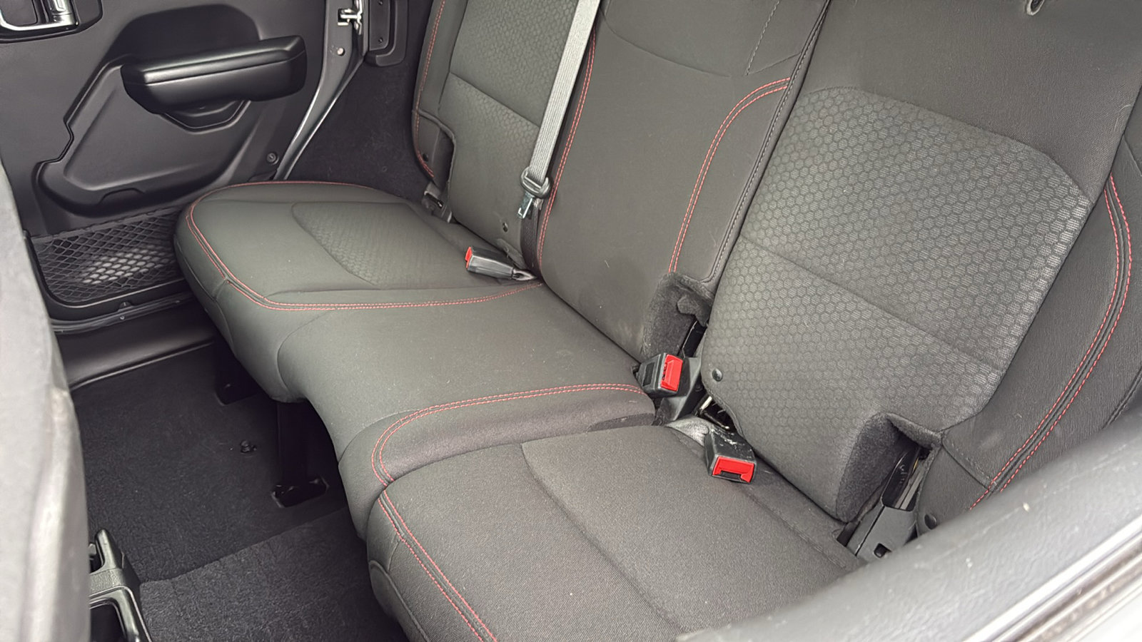 Used 2019 Jeep Wrangler Unlimited Rubicon w/ LED Lighting Group image 27