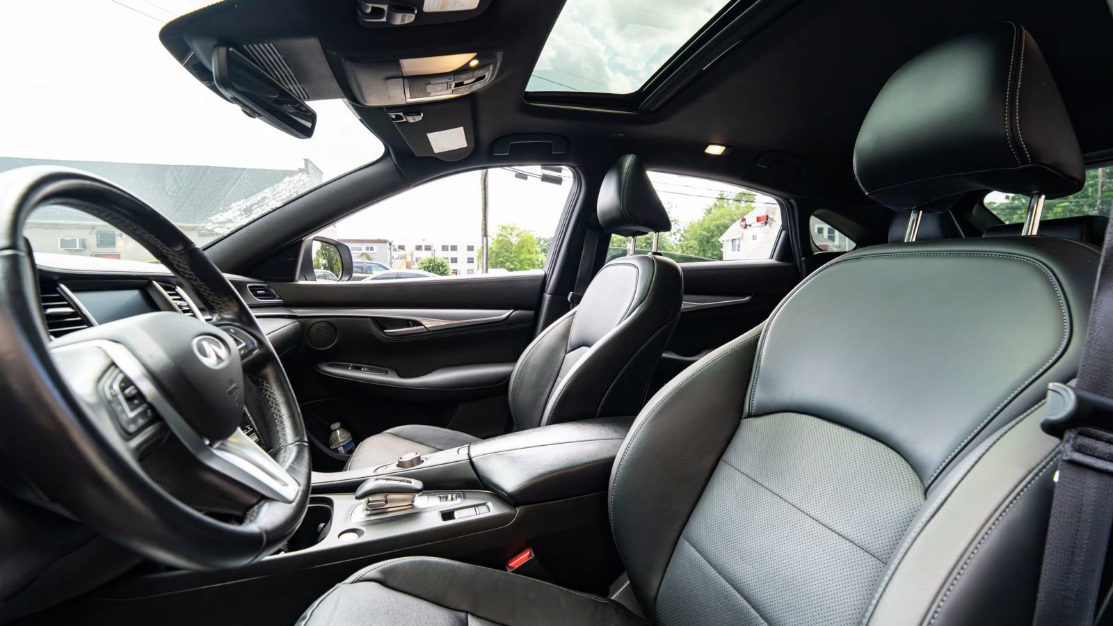 Used 2024 INFINITI QX55 Luxe w/ Cargo Package AWD/4WD image 29
