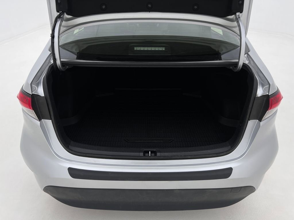 Used 2023 Toyota Corolla LE image 22