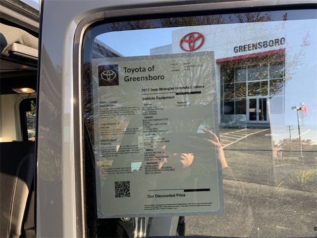 Used 2017 Jeep Wrangler Unlimited Sahara w/ Connectivity Group image 34