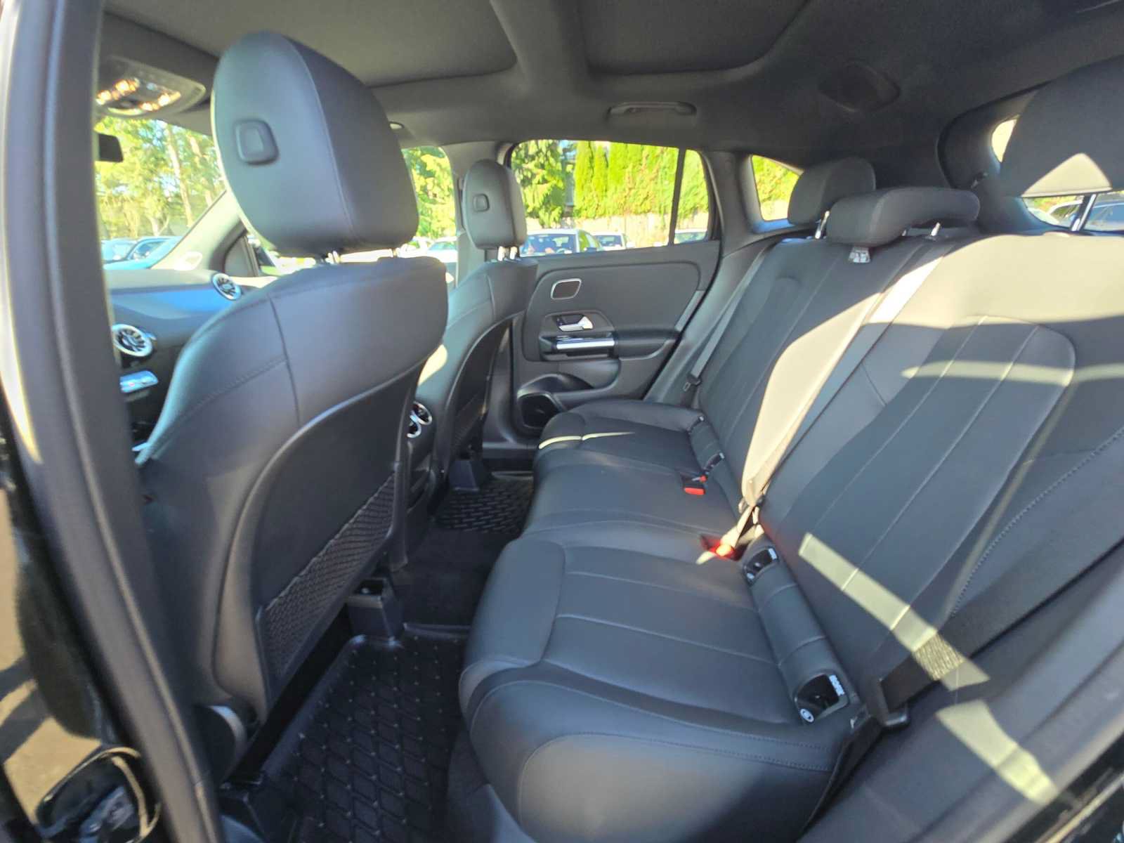 Used 2026 Mercedes-Benz GLA 250 4MATIC image 16